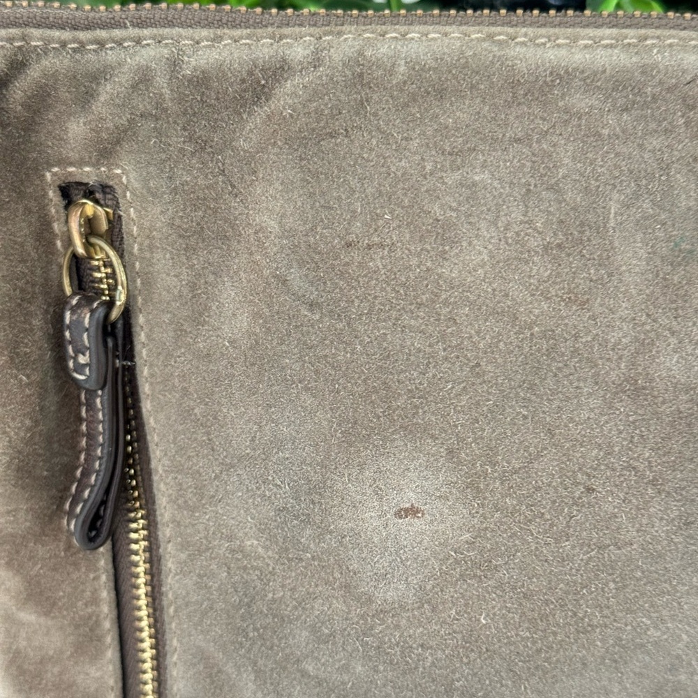 COACH VINTAGE Brown / Taupe Suede Hamilton Crossbody / Slingback Bag - EUC - Picture 5 of 16